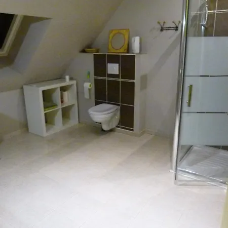 Proche Circuit Проживание в семье *