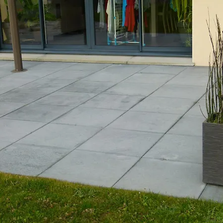 Proche Circuit Проживание в семье