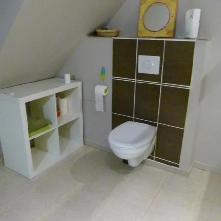 Proche Circuit Проживание в семье Fille